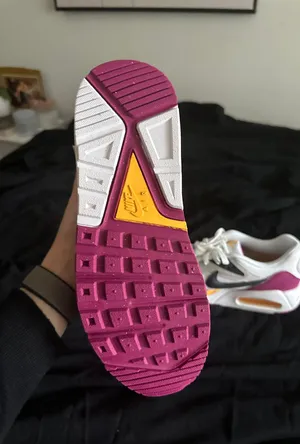 Nike Sneakers thumbnail 3