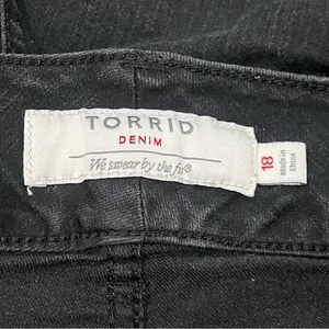 Torrid Black Raw Hem Jeggings Women’s 18 thumbnail 2