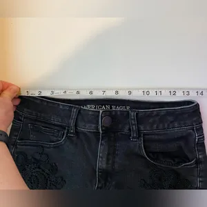 American Eagle Women’s Distressed Black High Rise Shortie Jean Shorts size 8 thumbnail 6