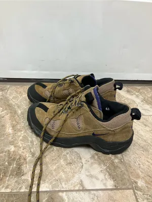 vintage 1990s Nike ACG hiking boots women’s 6.5 thumbnail 3