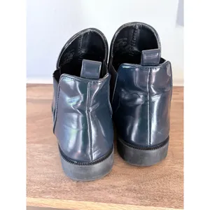 Zara Trafaluc Black‎ Leather Tassel Chelsea Ankle Boots 38 Preppy Coastal Rain thumbnail 11
