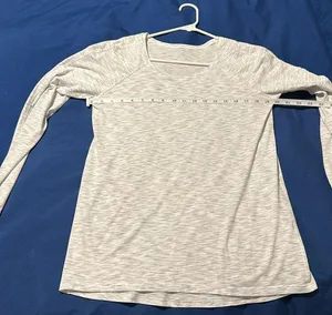 LULULEMON LONG SLEEVE thumbnail 3