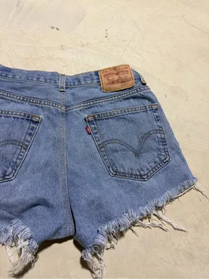 Levi’s Classic cut off Blue Denim Women's Shorts 28 thumbnail 8