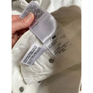 NWOT Womens Levis 501 white cut off denim shorts high rise 2.5in inseam size 32‎ thumbnail 3