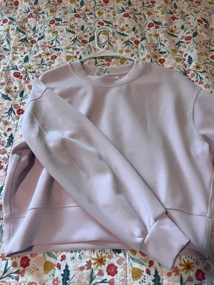 Lululemon Perfectly Oversized Crew Neck thumbnail 2