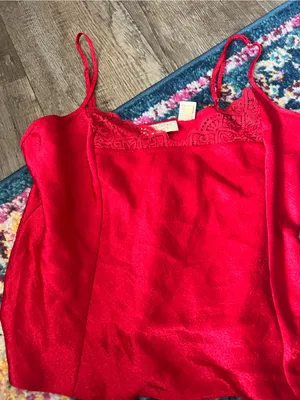 Victoria's Secret Red Satin Lace-Trim Cami Top size M thumbnail 5