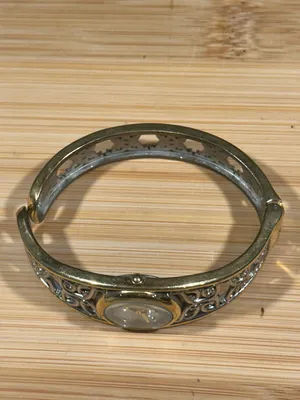 AVON BUTTERFLY Filigree TWO-TONE BANGLE Watch Cuff Quartz Fashion Jewelry thumbnail 3