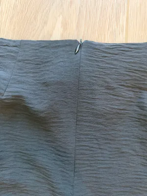 Black Wrap Tie Skirt Size M thumbnail 5