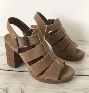 Taupe Heels, Size 8 Tan thumbnail 1