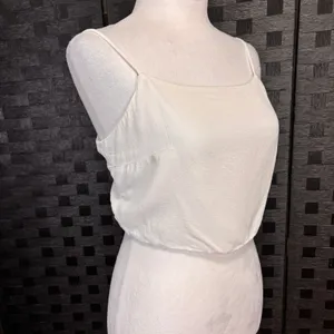 Brandy Melville‎ Tank Top Womens One Size White Tie Back Cropped Boho Festival thumbnail 3