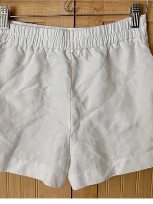 Aritzia White High-Waist Tailored Shorts thumbnail 2