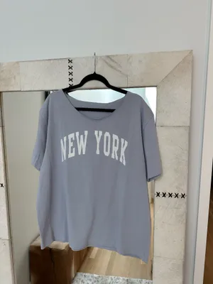 Brandy Melville Off The Shoulder New York Tee Shirt thumbnail 4