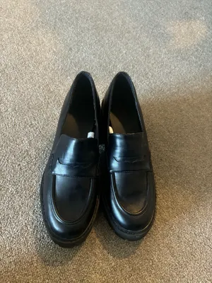 Universal Threads Loafer Heels thumbnail 2