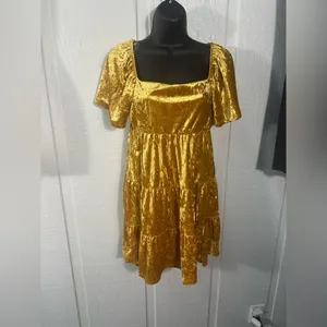 All In Favor Flutter Sleeve Crushed Velvet Minidress Size Small NWOT thumbnail 2