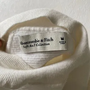Abercrombie & Fitch Soft A&F Collection Cutout Sweater Medium thumbnail 4