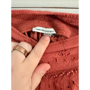American‎ Eagle Eyelet Shorts Womens Large Rust Terracotta Boho Smocked Pom Pom thumbnail 3