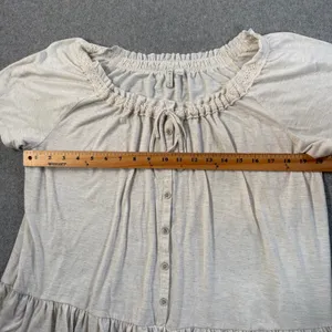 Cato Women's Large Beige Short Sleeve Peasant Blouse Ruffled Hem Button Front thumbnail 6