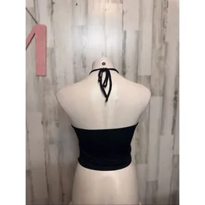 Romwe Crop Top Womens Medium Black Ribbed Halter Neck Ruched Handkerchief Hem thumbnail 6