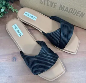 Steve Madden Sandals thumbnail 1