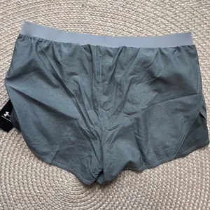 Under Armour Fly By 2.0 shorts Womens Sz XL thumbnail 2