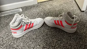 Adidas Women’s Sneakers 8.5 High-Top thumbnail 8