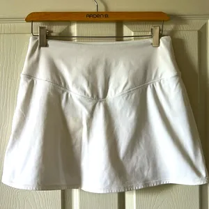 Antonio Melani Womens White Tennis Golf Skirt‎ Skort Size Medium Minimalist thumbnail 2