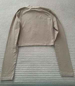 Zara Cream Cropped Long Sleeve Mock Neck Top Size S thumbnail 2