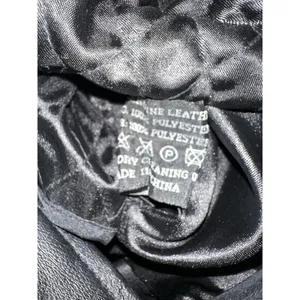 Black Leather Biker Jacket Womens Large Full Zip Quilted Lining Edgy Moto Grunge thumbnail 9