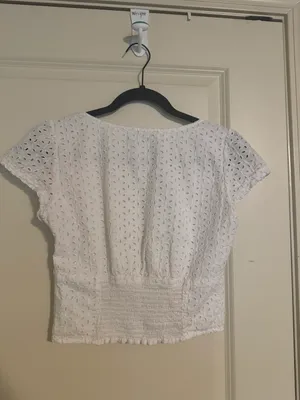 Hollister White Lace Button Crop Top thumbnail 2