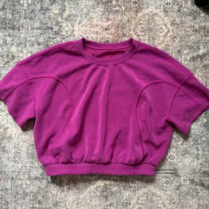 Lululemon Softstreme Gathered Tee T-Shirt Magenta Purple Size 8 W3FO6S thumbnail 3