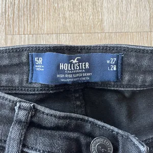 Womens Hollister High-Rise Super Skinny Black Jeans - 5R / 27x28 thumbnail 7