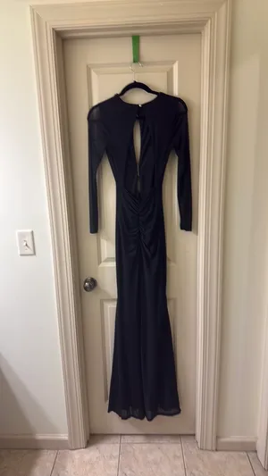 Windsor Black Dress Formal thumbnail 5