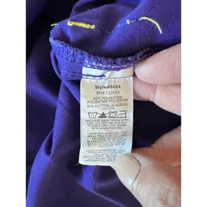 Wink purple/pink trim scrub top Size XS thumbnail 4