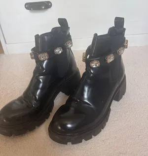 Steve Madden Boots thumbnail 1