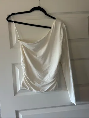 Abercrombie & Fitch One-Shoulder Long Sleeve Top - White thumbnail 3