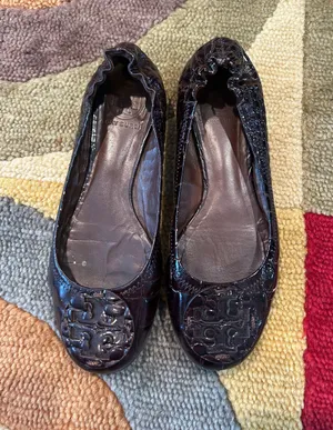 Tory Burch Reva Dark Brown Patent Leather Ballet Flats with Snakeskin Size 6 US thumbnail 1