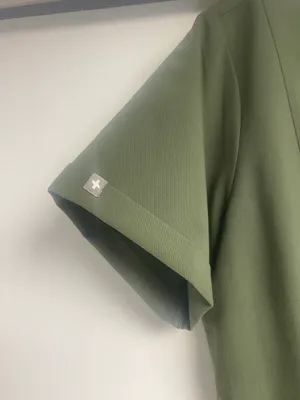 FIGS Scrub Top thumbnail 3