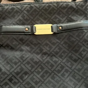 ‎Tommy Hilfiger crossbody thumbnail 3