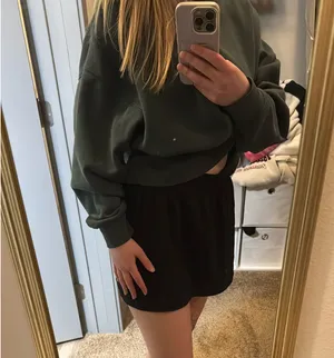 Black athletic skirt thumbnail 2