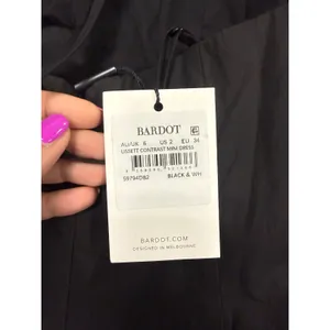 NWT Bardot Lissett Contrast Poplin Bubble Hem‎ Mini Dress - Size US 2 / AU 6 thumbnail 3