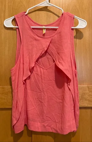 NWT Free People Coral Salmon Pink‎ Sleeveless Flutter Keyhole Tank Top Small thumbnail 1