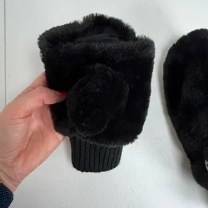 House of Harlow 1960 OS Mittens Convertible Faux Fur Fingerless Black Winter thumbnail 9