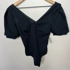 Express NWT Black Puff Sleeve Bodysuit V Neck Ruched Size XS Thong Body Suit thumbnail 2