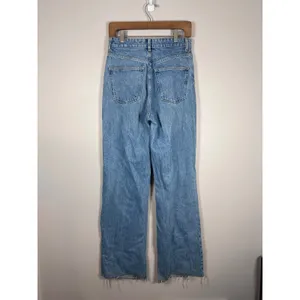 Zara Straight Leg Jeans Women Size 4 Blue Distressed Grunge Raw Hem High Rise thumbnail 5