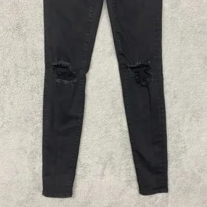 American‎ Eagle Jeans Womens 2 Black Wash High Rise Jegging Ripped Distressed thumbnail 3
