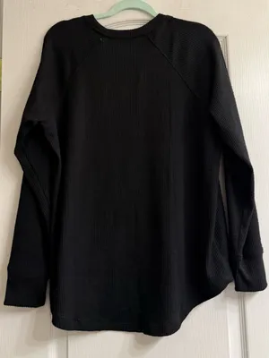 American Eagle Outfitters AE Black Long-Sleeve Waffle Plush Tee Shirt - size XL thumbnail 6