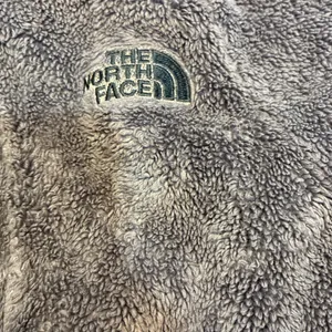 The North Face Women's Gray Soft Fleece Jacket thumbnail 2