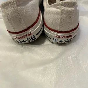 Converse Sneakers size 7 thumbnail 6