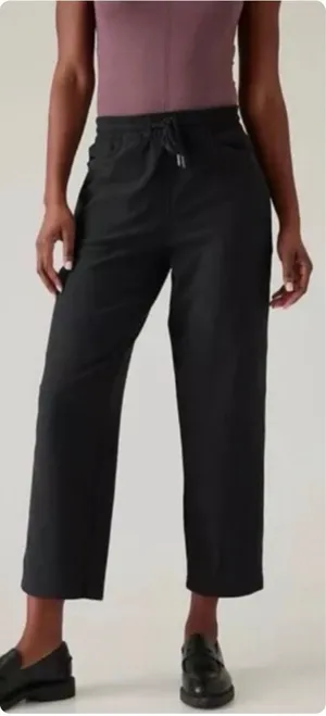 Athleta Womens Black Farallon Relaxed Utility Gorpcore Cropped Pants‎ Size S thumbnail 1