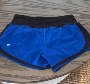 Lululemon Shorts thumbnail 3